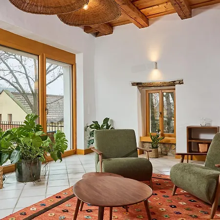 Tr 1823 Villa *
