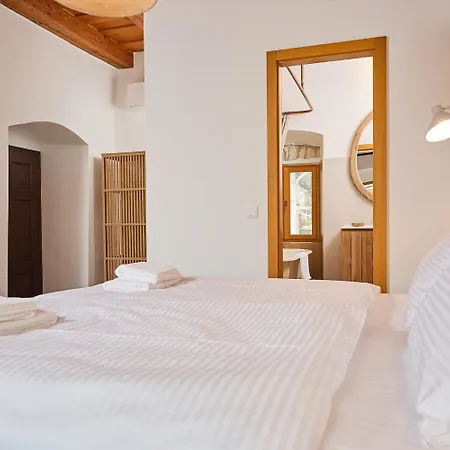 Tr 1823 Villa *
