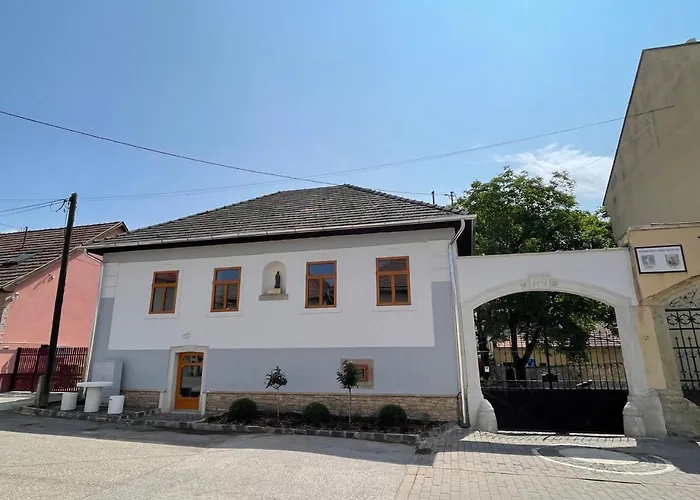 Tr 1823 Vendeghaz Vila